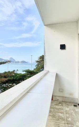 Apartamento à venda com 129m², 2 quartos e sem vagaVaranda suite