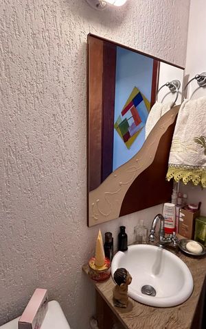 Casa à venda com 181m², 3 quartos e 2 vagas Casa à venda com 181m², 3 quartos e 2 vagasLavabo 1
