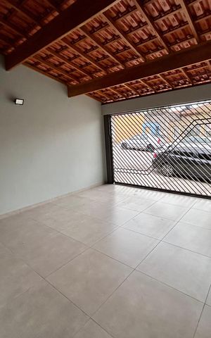 Casa à venda com 181m², 3 quartos e 2 vagas Casa à venda com 181m², 3 quartos e 2 vagasGaragem