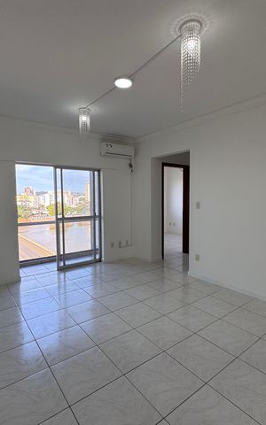 Apartamento para alugar com 80m², 3 quartos e 1 vaga Apartamento para alugar com 80m², 3 quartos e 1 vagaSala