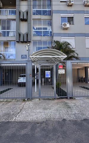 Apartamento para alugar com 80m², 3 quartos e 1 vaga Apartamento para alugar com 80m², 3 quartos e 1 vagaFachada