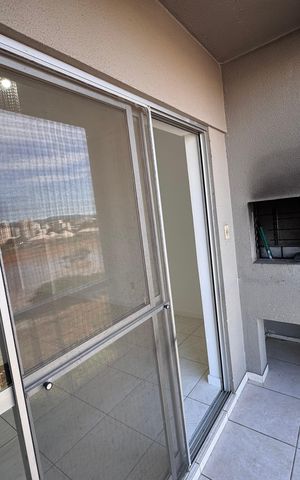 Apartamento para alugar com 80m², 3 quartos e 1 vaga Apartamento para alugar com 80m², 3 quartos e 1 vagaVaranda da Sala