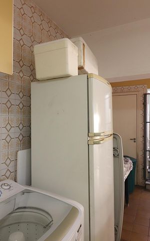 Casa à venda com 370m², 3 quartos e 8 vagasÁrea de Serviço