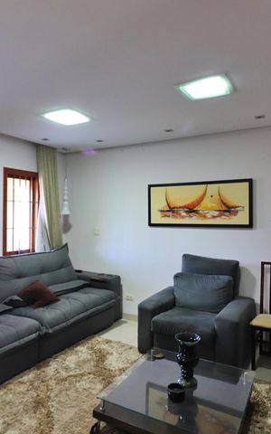 Casa à venda com 370m², 3 quartos e 8 vagasSala