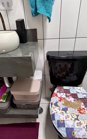 Apartamento à venda com 56m², 2 quartos e sem vaga Apartamento à venda com 56m², 2 quartos e sem vagaBanheiro