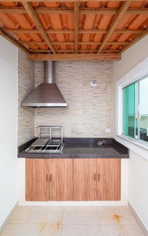 Casa à venda com 95m², 3 quartos e 2 vagas Casa à venda com 95m², 3 quartos e 2 vagasÁrea comum - Churrasqueira