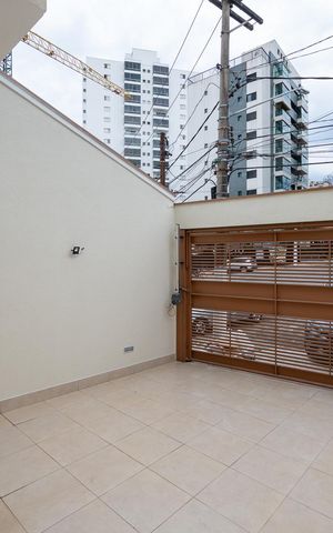 Casa à venda com 95m², 3 quartos e 2 vagas Casa à venda com 95m², 3 quartos e 2 vagasGaragem