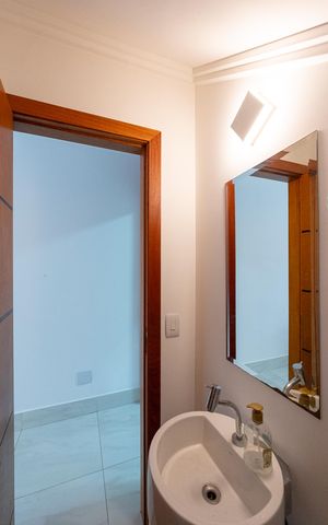 Casa à venda com 95m², 3 quartos e 2 vagas Casa à venda com 95m², 3 quartos e 2 vagasLavabo