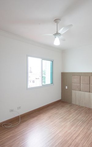 Casa à venda com 95m², 3 quartos e 2 vagas Casa à venda com 95m², 3 quartos e 2 vagasSuíte