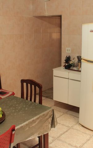 Casa à venda com 220m², 4 quartos e 3 vagasCozinha