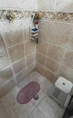 Casa à venda com 220m², 4 quartos e 3 vagasBanheiro
