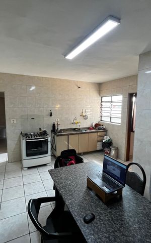 Casa à venda com 220m², 4 quartos e 3 vagasCozinha 2