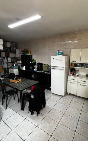 Casa à venda com 220m², 4 quartos e 3 vagasCozinha 2
