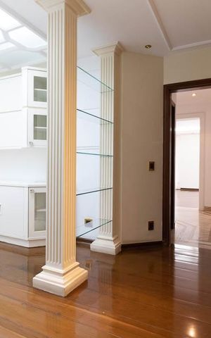 Apartamento à venda com 300m², 4 quartos e 4 vagasCorredor