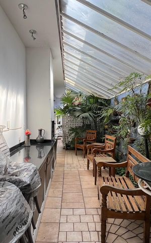 Casa à venda com 230m², 5 quartos e 2 vagas Casa à venda com 230m², 5 quartos e 2 vagasChurrasqueira