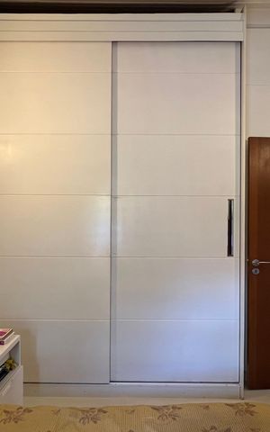 Casa à venda com 230m², 5 quartos e 2 vagas Casa à venda com 230m², 5 quartos e 2 vagasSuíte 4