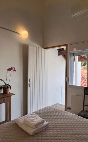 Casa à venda com 230m², 5 quartos e 2 vagas Casa à venda com 230m², 5 quartos e 2 vagasSuite 5