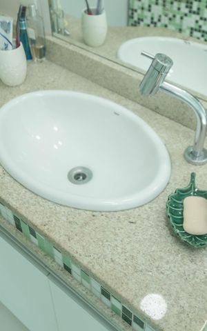 Apartamento à venda com 86m², 2 quartos e 1 vagaBanheiro da Suíte 2
