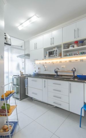 Apartamento à venda com 86m², 2 quartos e 1 vagaCozinha