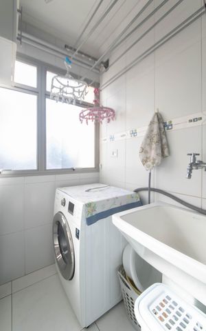 Apartamento à venda com 86m², 2 quartos e 1 vagaÁrea de Serviço