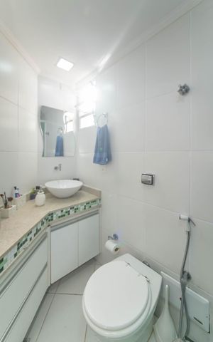 Apartamento à venda com 86m², 2 quartos e 1 vagaBanheiro da Suíte 1