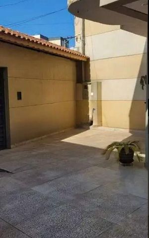 Casa à venda com 200m², 3 quartos e 7 vagas