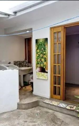 Casa à venda com 250m², 2 quartos e 1 vaga Casa à venda com 250m², 2 quartos e 1 vagaQuintal