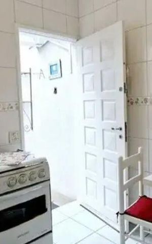 Casa à venda com 250m², 2 quartos e 1 vaga Casa à venda com 250m², 2 quartos e 1 vagaCozinha