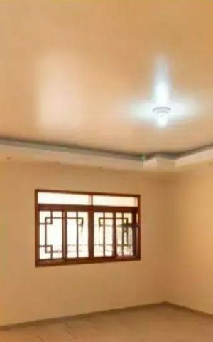 Casa à venda com 230m², 3 quartos e 4 vagas Casa à venda com 230m², 3 quartos e 4 vagasSala