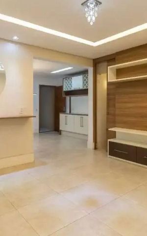 Casa à venda com 200m², 2 quartos e 3 vagasSala