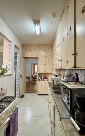 Apartamento à venda com 133m², 2 quartos e 1 vaga Apartamento à venda com 133m², 2 quartos e 1 vagaCozinha