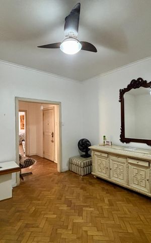 Apartamento à venda com 133m², 2 quartos e 1 vaga Apartamento à venda com 133m², 2 quartos e 1 vagaEscritório
