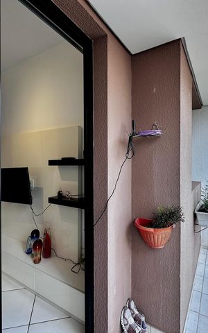 Apartamento à venda com 45m², 2 quartos e 1 vaga Apartamento à venda com 45m², 2 quartos e 1 vagaSacada