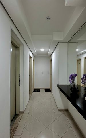 Apartamento à venda com 45m², 2 quartos e 1 vaga Apartamento à venda com 45m², 2 quartos e 1 vagaHall Apartamento