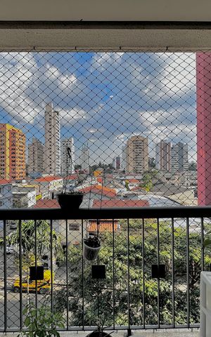 Apartamento à venda com 45m², 2 quartos e 1 vaga Apartamento à venda com 45m², 2 quartos e 1 vagaSacada