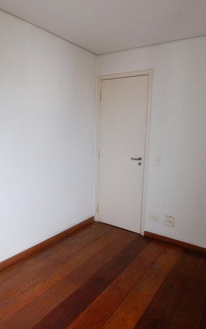 Apartamento à venda com 100m², 3 quartos e 3 vagasQuarto 2