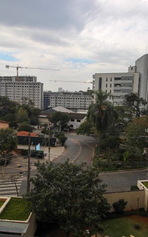Apartamento à venda com 170m², 3 quartos e 3 vagasVista da Suíte 1