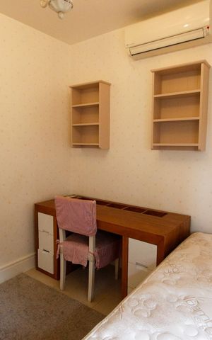 Apartamento à venda com 170m², 3 quartos e 3 vagasSuíte 2