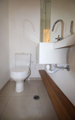 Apartamento à venda com 170m², 3 quartos e 3 vagasLavabo