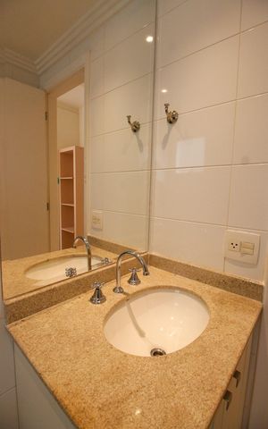 Apartamento à venda com 170m², 3 quartos e 3 vagasBanheiro da Suíte 3