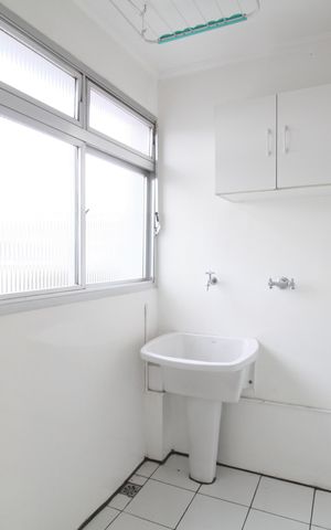 Apartamento para alugar com 80m², 3 quartos e 1 vagaÁrea de Serviço