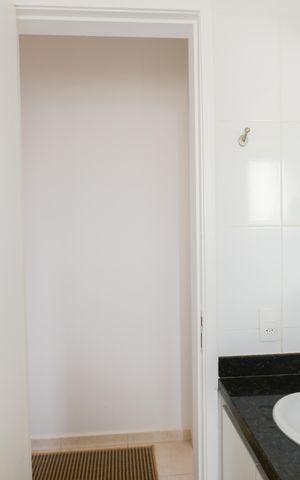 Apartamento para alugar com 49m², 2 quartos e 1 vaga Apartamento para alugar com 49m², 2 quartos e 1 vagaBanheiro