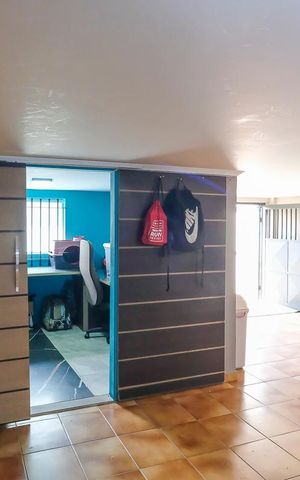 Casa à venda com 442m², 3 quartos e 6 vagasÁrea de serviço