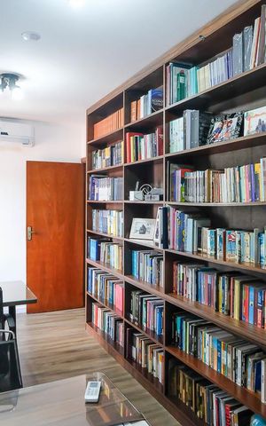 Casa à venda com 442m², 3 quartos e 6 vagasEscritório