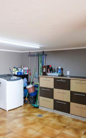 Casa à venda com 442m², 3 quartos e 6 vagasÁrea de serviço