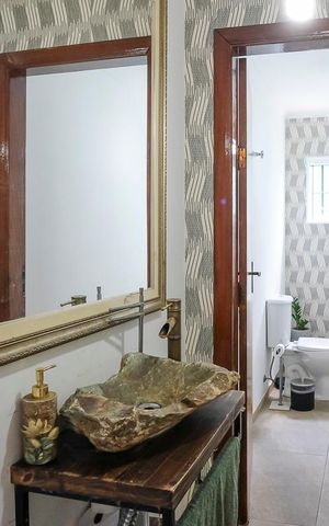 Casa à venda com 442m², 3 quartos e 6 vagasLavabo