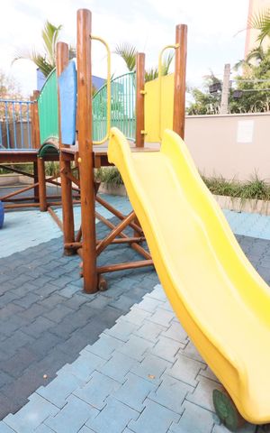 Apartamento à venda com 60m², 2 quartos e 2 vagasÁrea comum - Playground