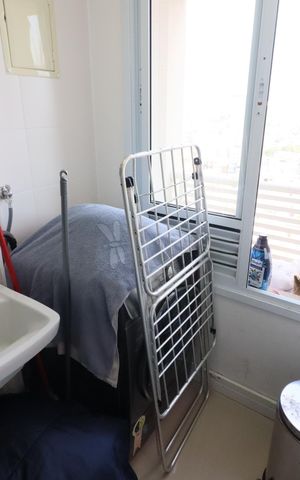 Apartamento à venda com 60m², 2 quartos e 2 vagasCozinha e Área de Serviço