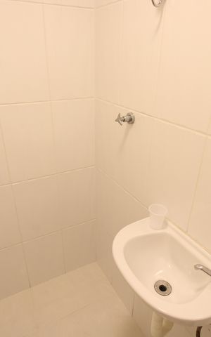 Apartamento para alugar com 100m², 3 quartos e 2 vagasBanheiro de Serviço