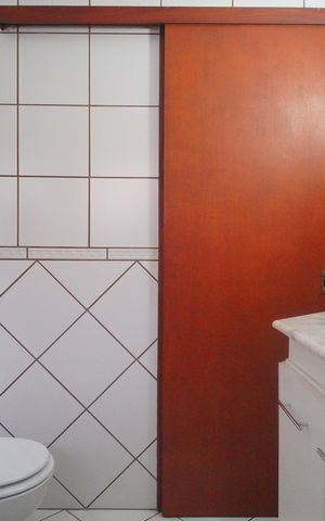 Casa à venda com 150m², 3 quartos e 2 vagasBanheiro da Suíte